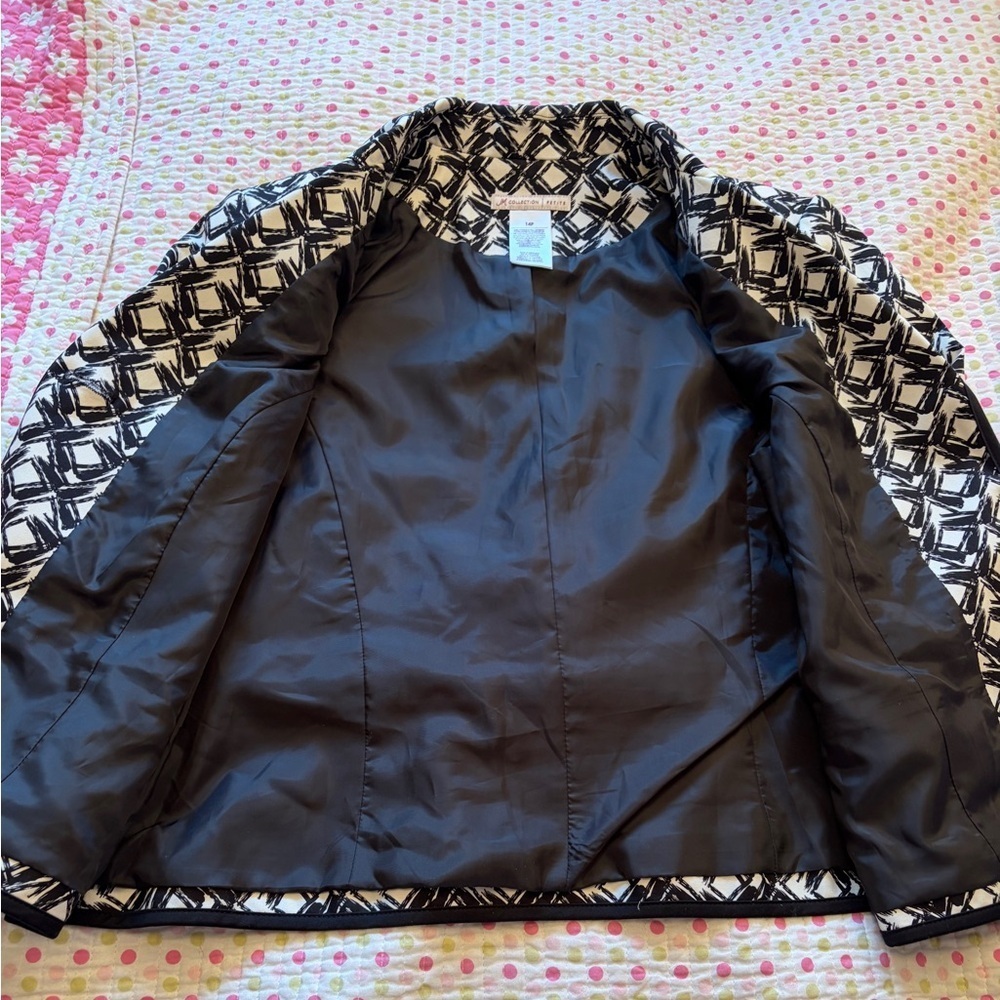 JM Collection Black and White Patterned Jacket Crop Jacket-Size 14P - Picture 3 of 7